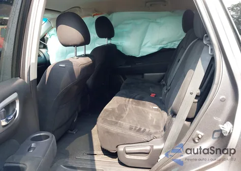 2015 Nissan Pathfinder S/Sv/Sl/Platinum z USA, uszkodzony, nr VIN 5N1AR2MM5FC683058